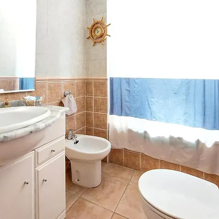 2 Bedroom In Apartamento Bellreguard